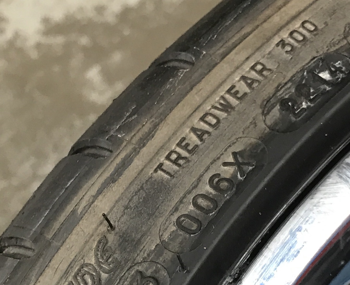 Tire Blooming - Why Your Tires are Turning Brown.