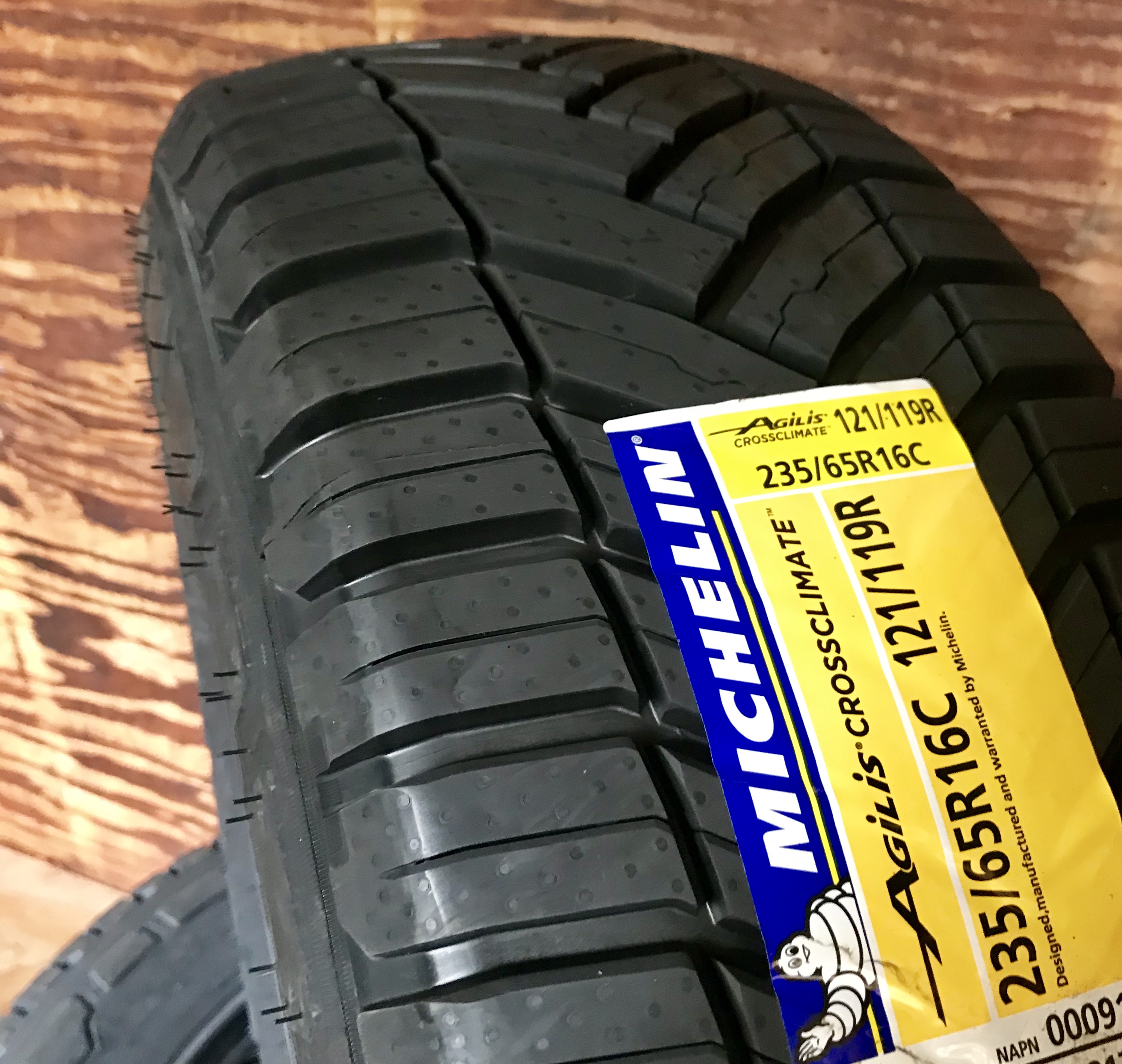 Tire of the Month - MICHELIN Agilis CrossClimate